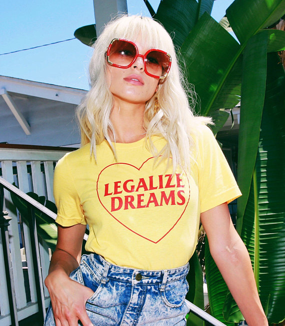 Skuggnas DREAMS tee tshirt wom - Soft Summer Yellow Clothing avis et prix