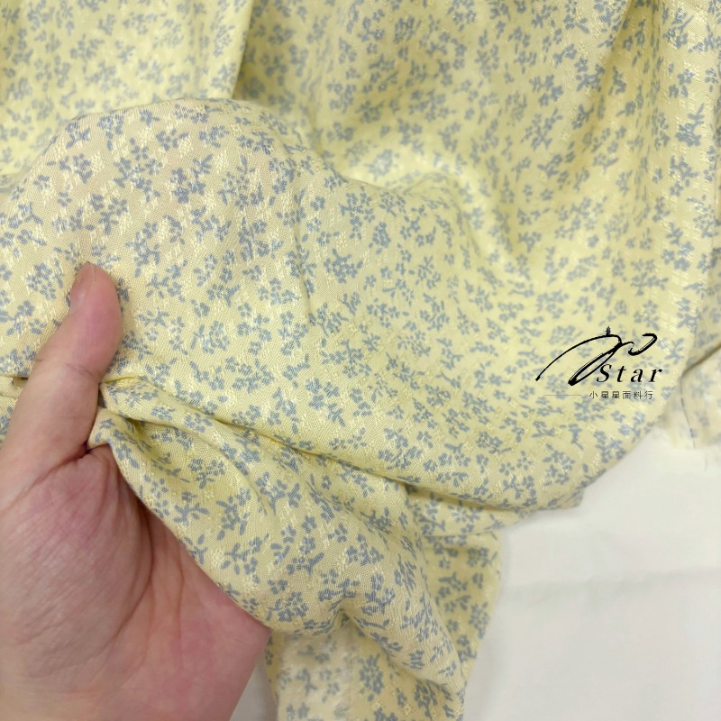 Soft Drooping Light Yellow Jac - Soft Summer Yellow Clothing avis et prix